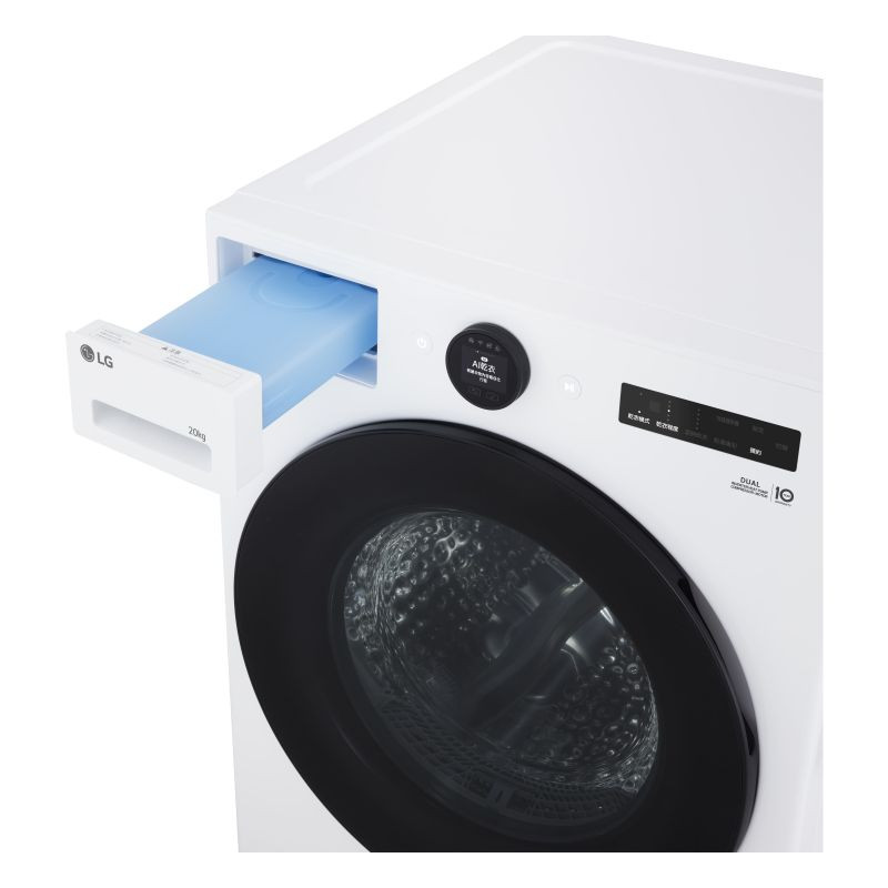 LG AI免曬衣乾衣機配110V電壓，集水盒設計無須其他管線，插電即可安心使用